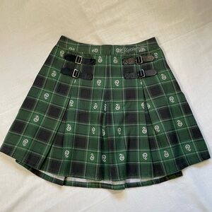 Hot Topic Harry Potter Slytherin Green Plaid Pleated Skirt